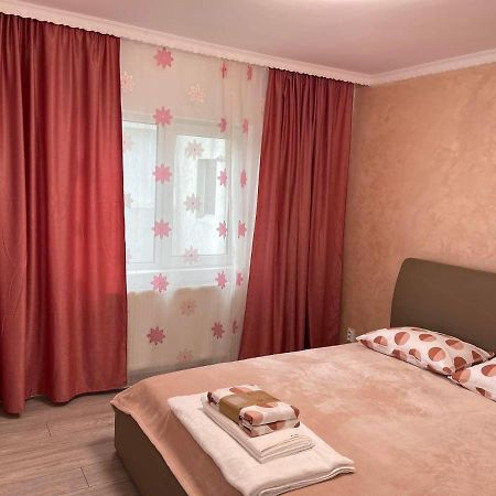 Eric Apartment Бузеу Екстер'єр фото