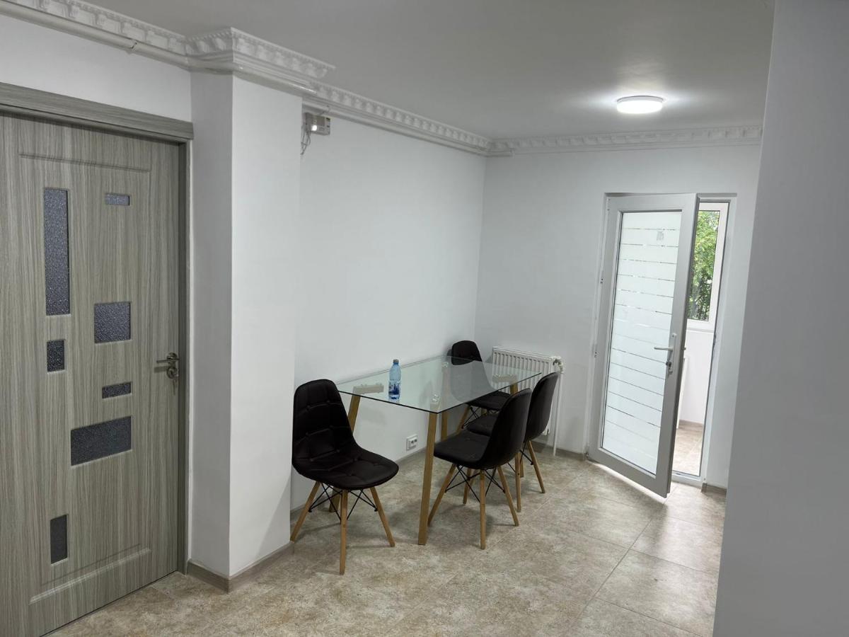 Eric Apartment Бузеу Екстер'єр фото