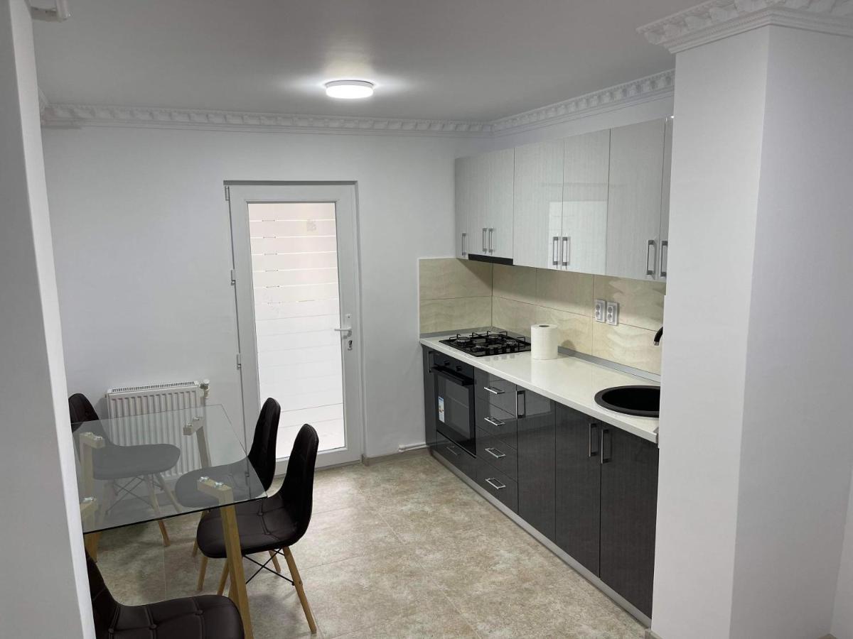 Eric Apartment Бузеу Екстер'єр фото